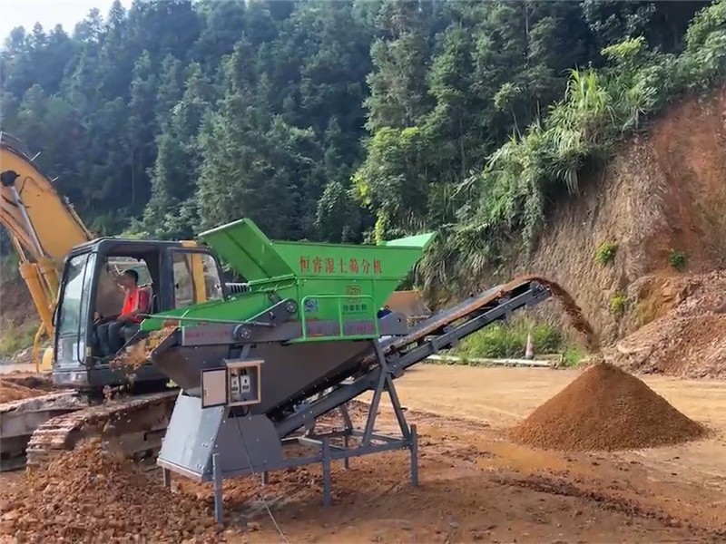 恒睿濕土篩分機(jī)：全工況適配，干土濕土凍土篩分無(wú)壓力