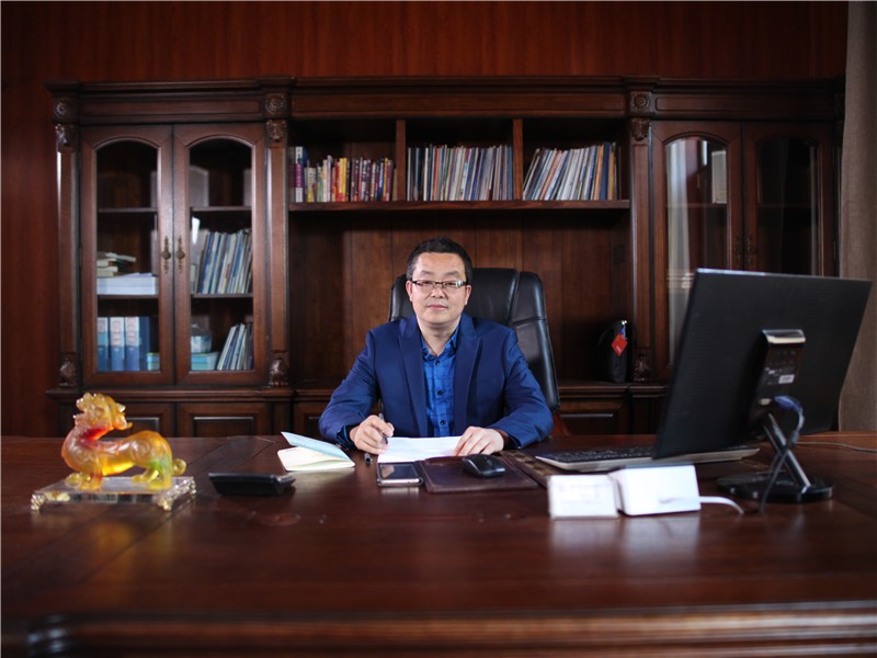 10 月 25 日直播開啟！董世遠詳解高陡邊坡生態修復，恒睿機械技術成果重磅亮相